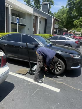 Mobile tire and brake work